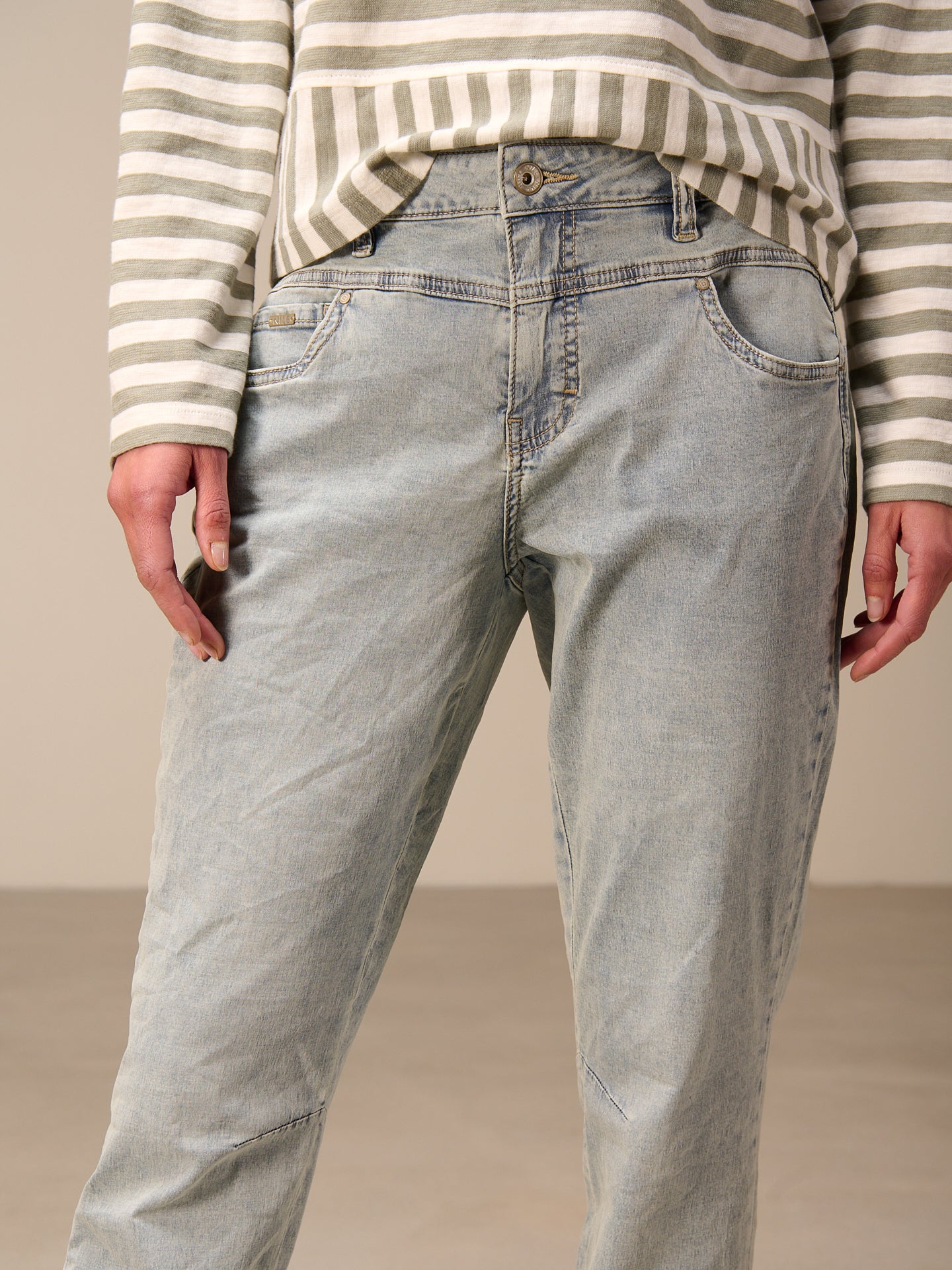 F26031_l.denim_3.jpg