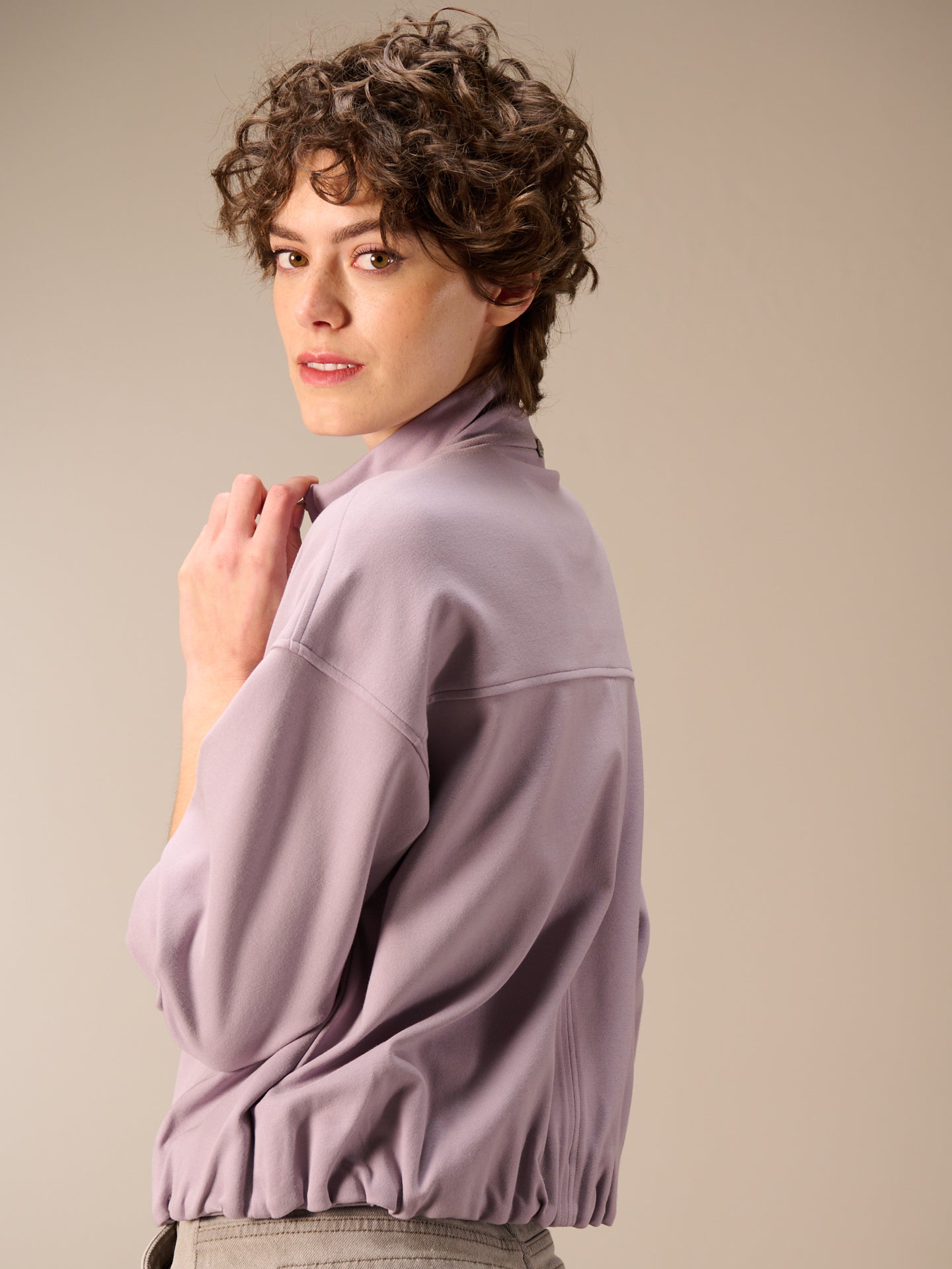 F26081_lila_1.jpg