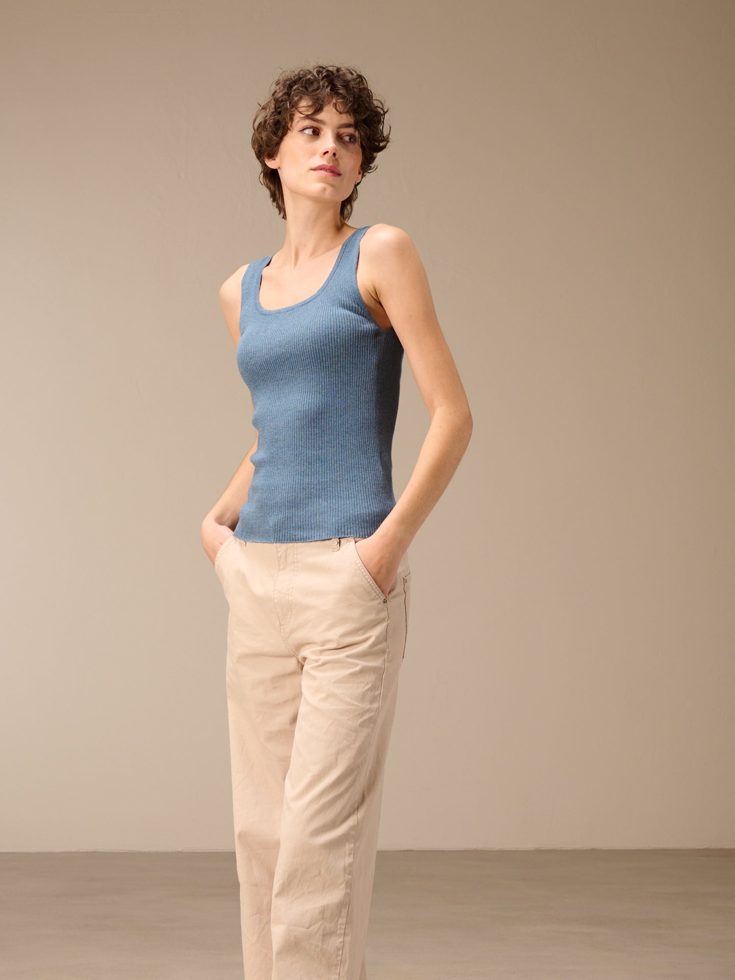 F26090_bluesteel_2.jpg