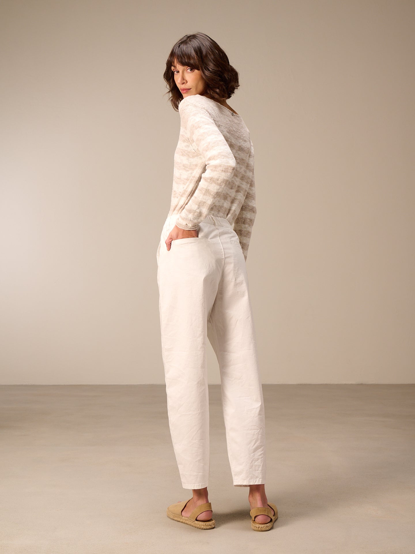 F26105_offwhite_1.jpg