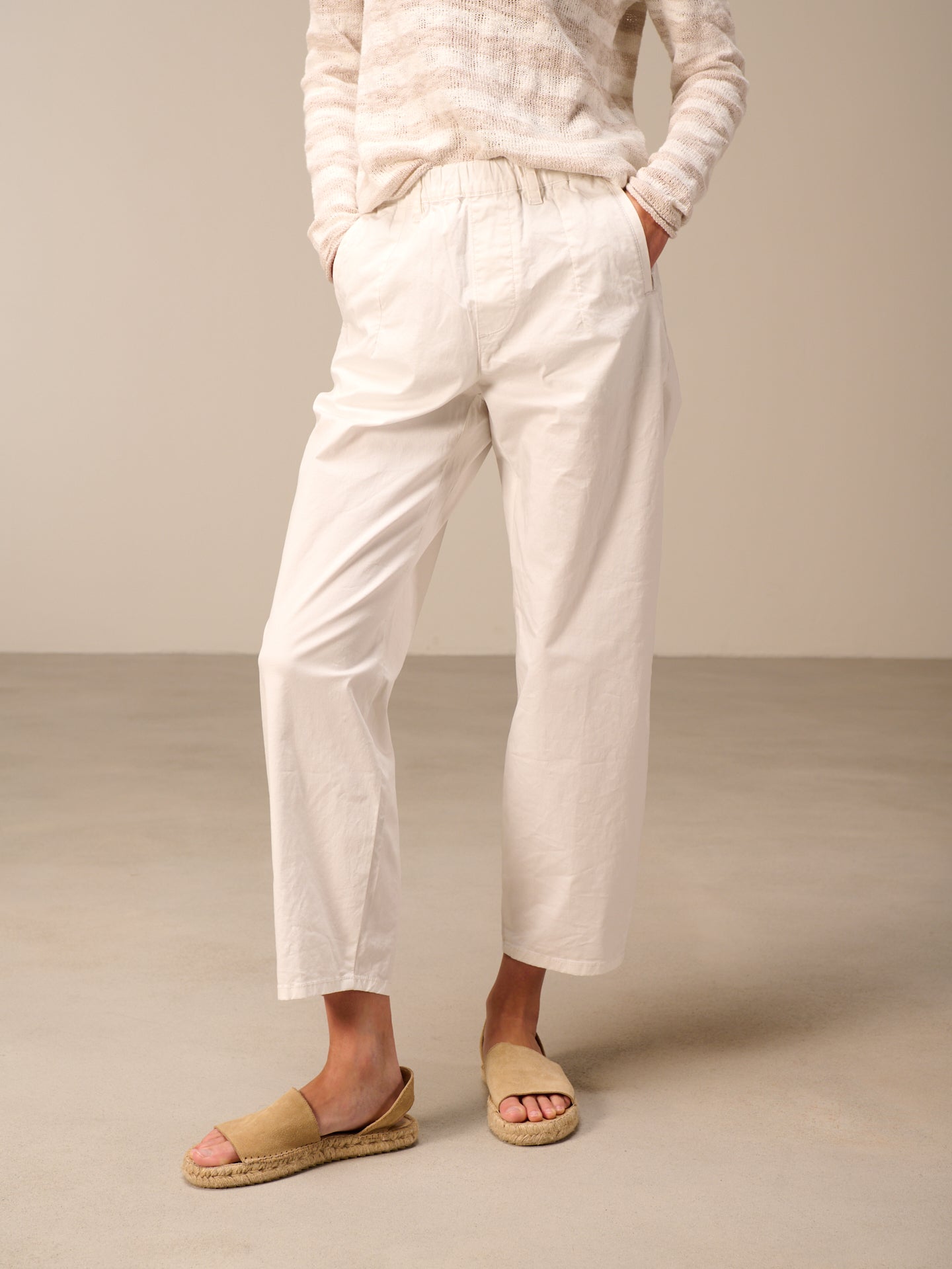 F26105_offwhite_2.jpg