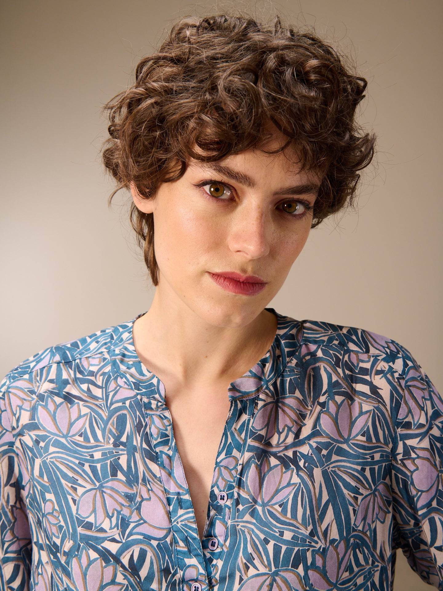 F26123_lila_2.jpg