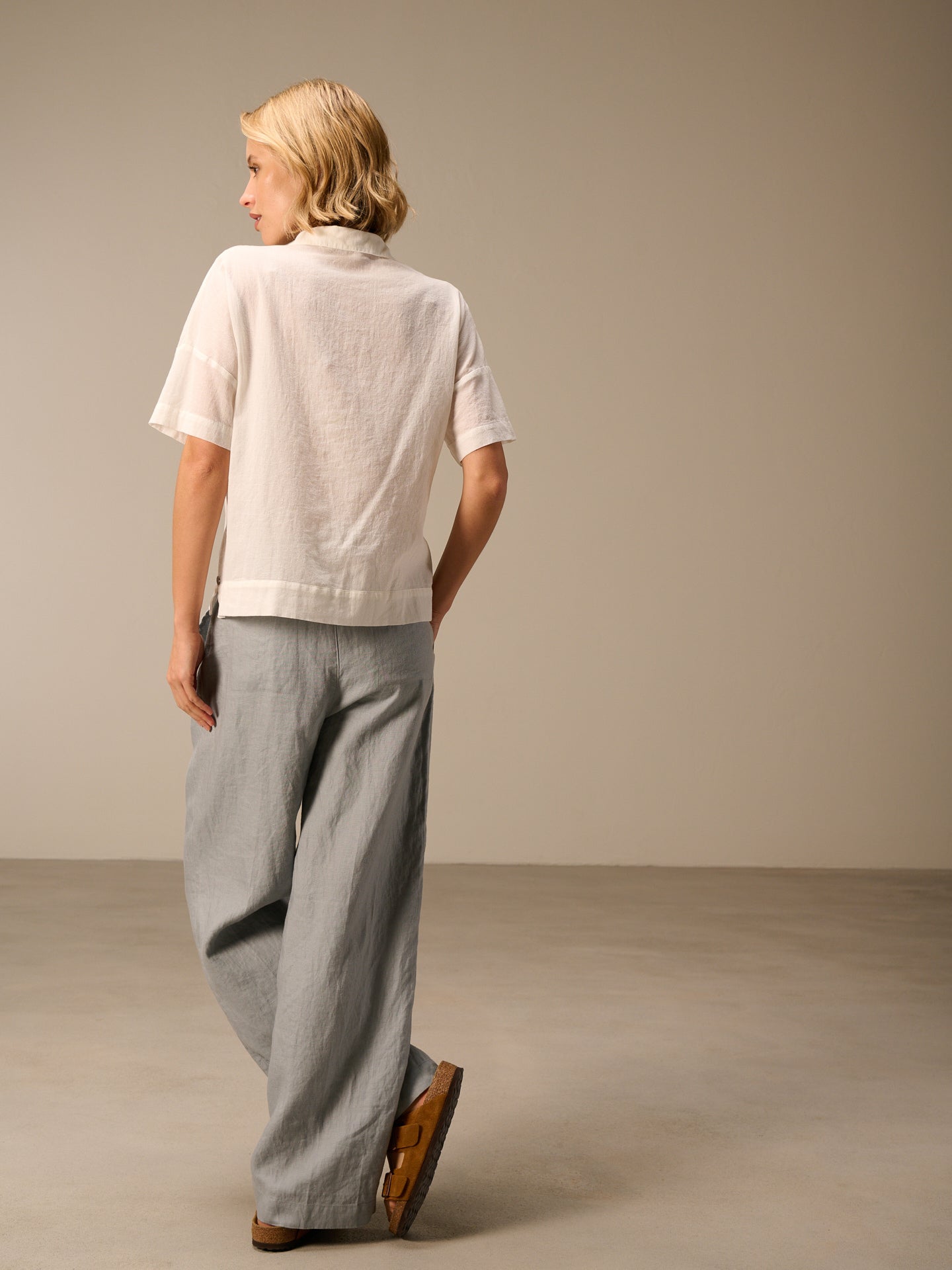 S26245_offwhite_5.jpg