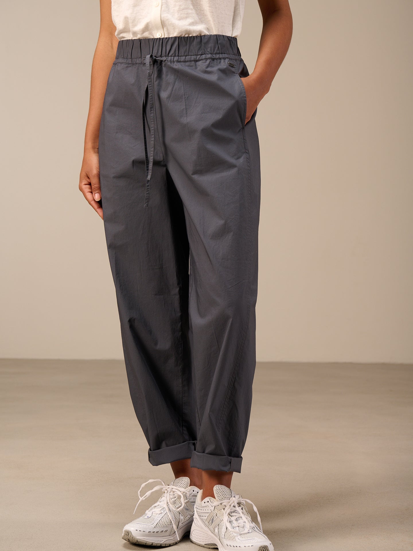 S26291_graphite_2.jpg