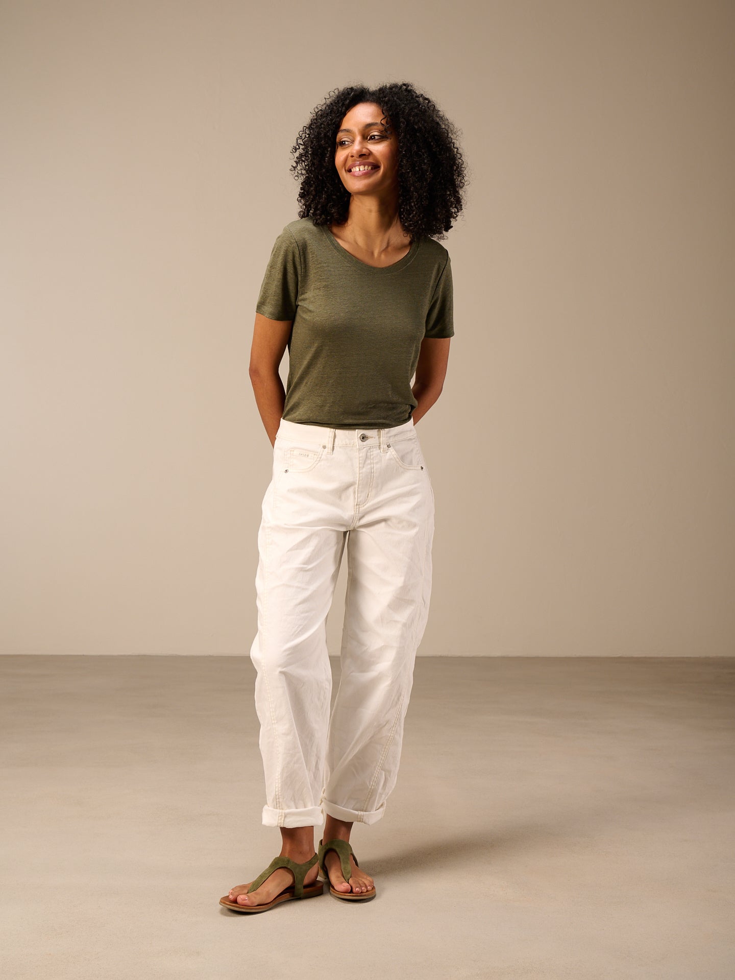 S26296_offwhite_1.jpg