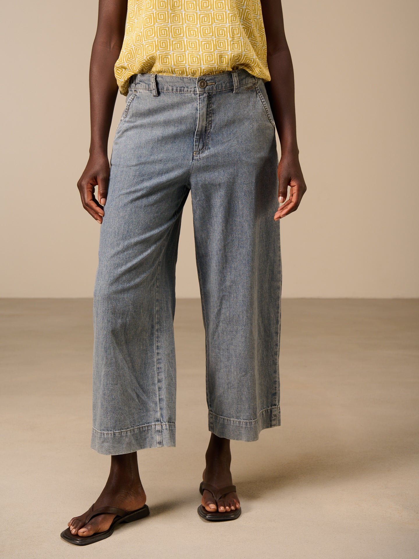 S26301_l.denim_1.jpg