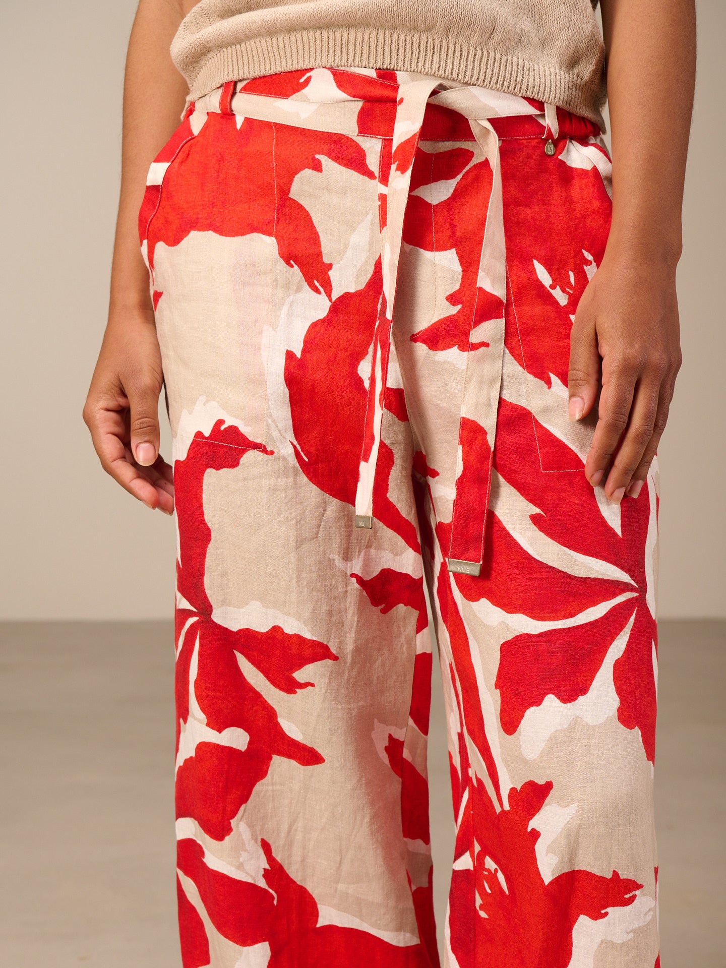S26310_red_3.jpg