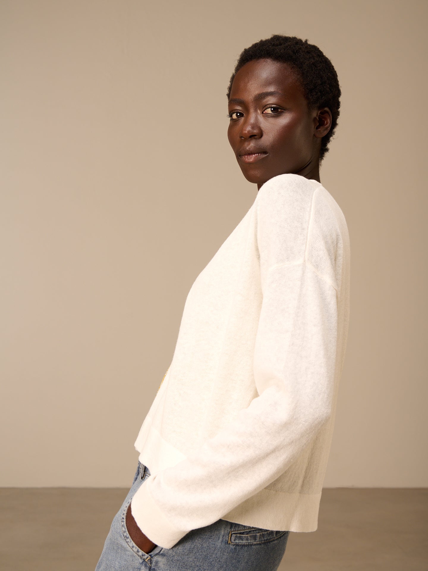 S26351_offwhite_2.jpg