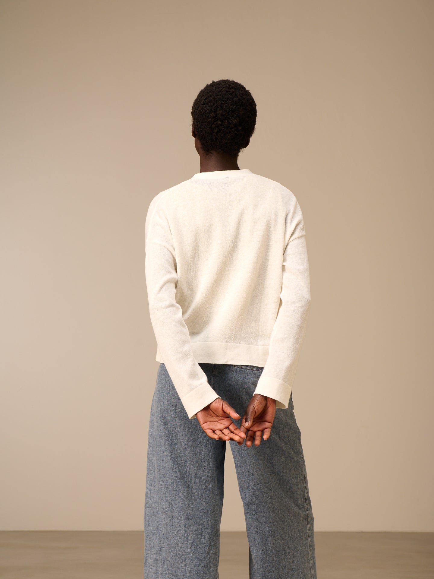 S26351_offwhite_3.jpg
