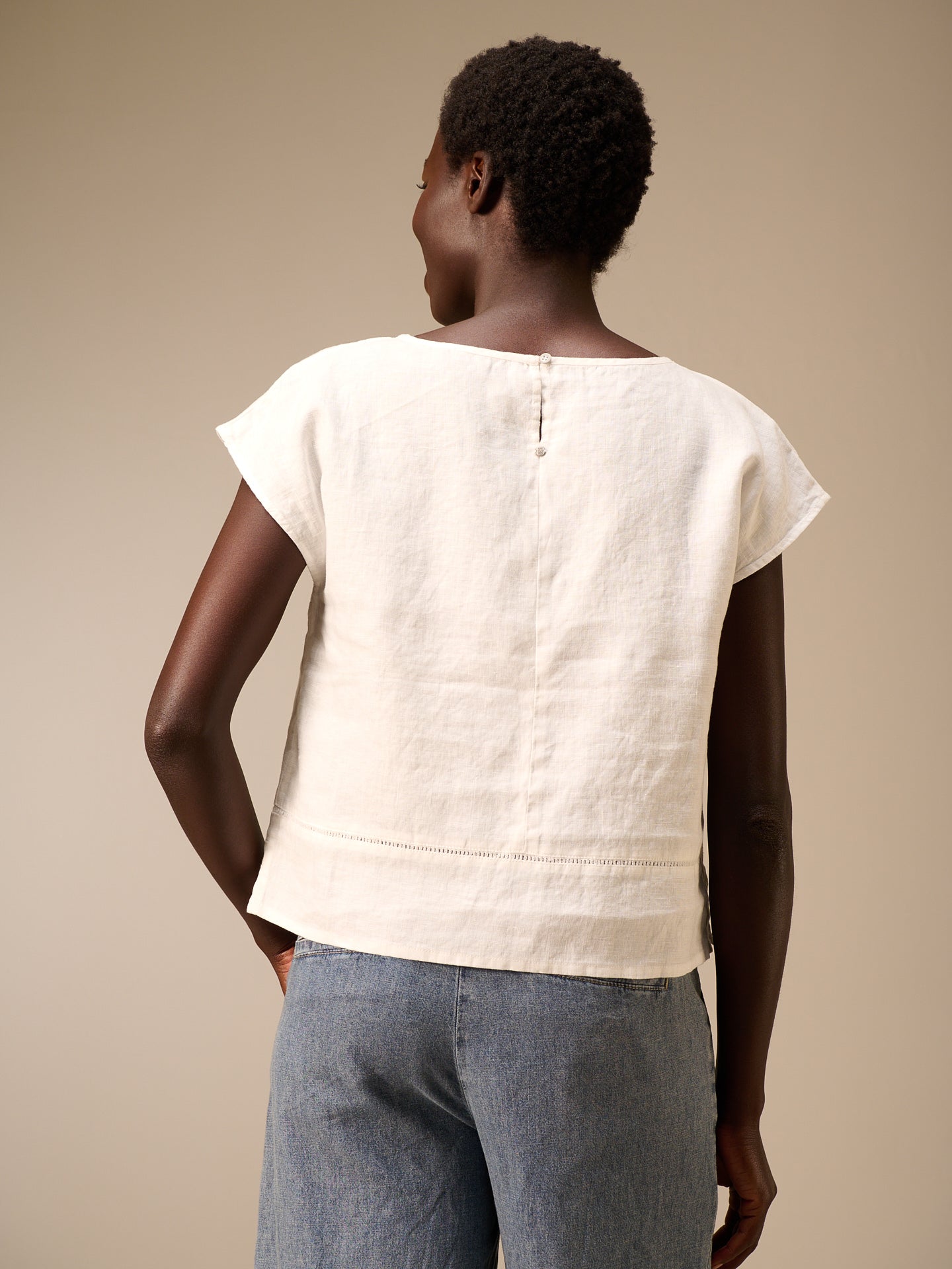 S26366_offwhite_3.jpg