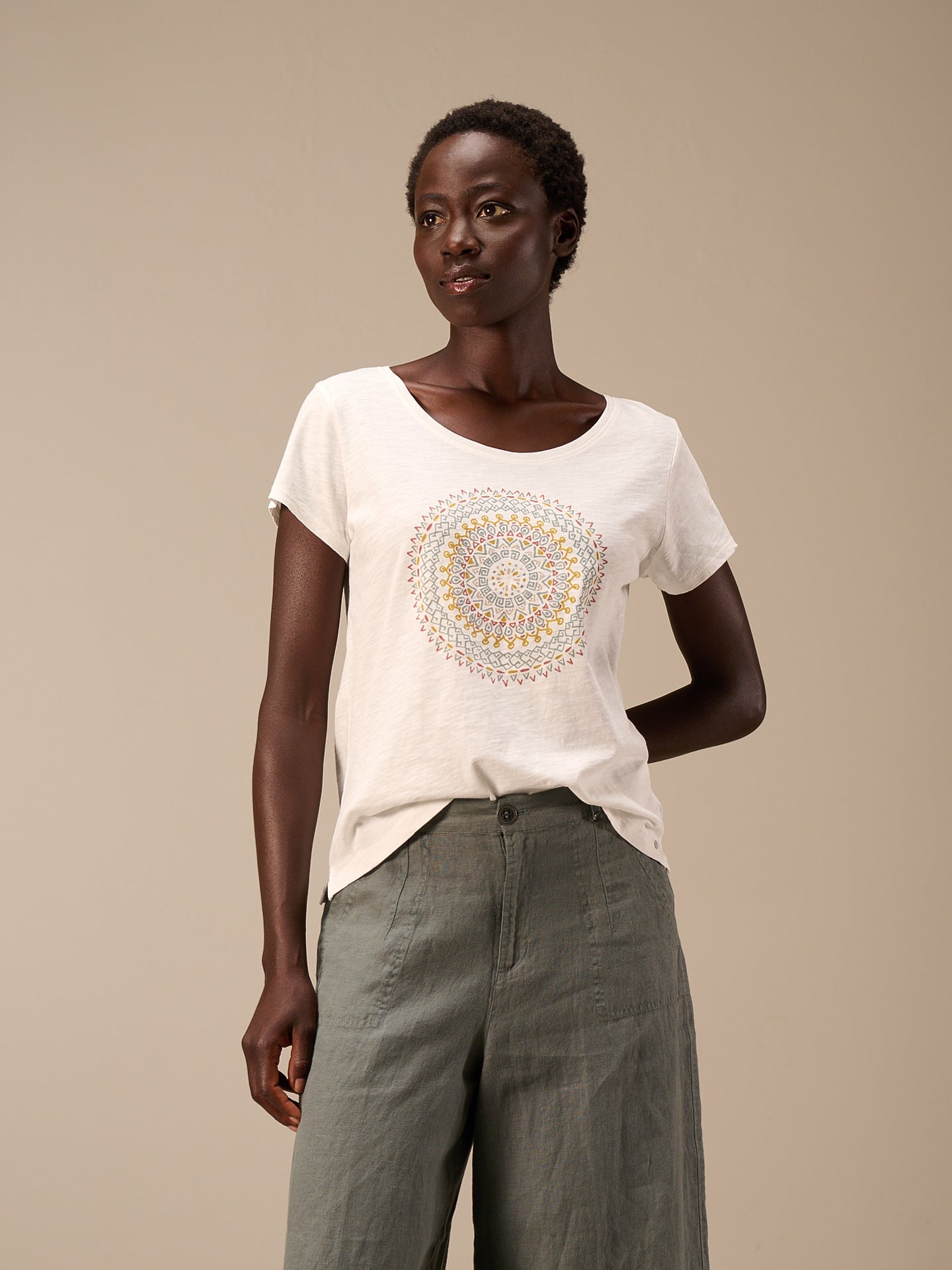S26374_offwhite_2.jpg